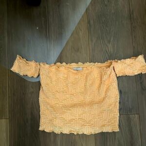 Urban outfitters golden orange top with shoulder cuff sleeves